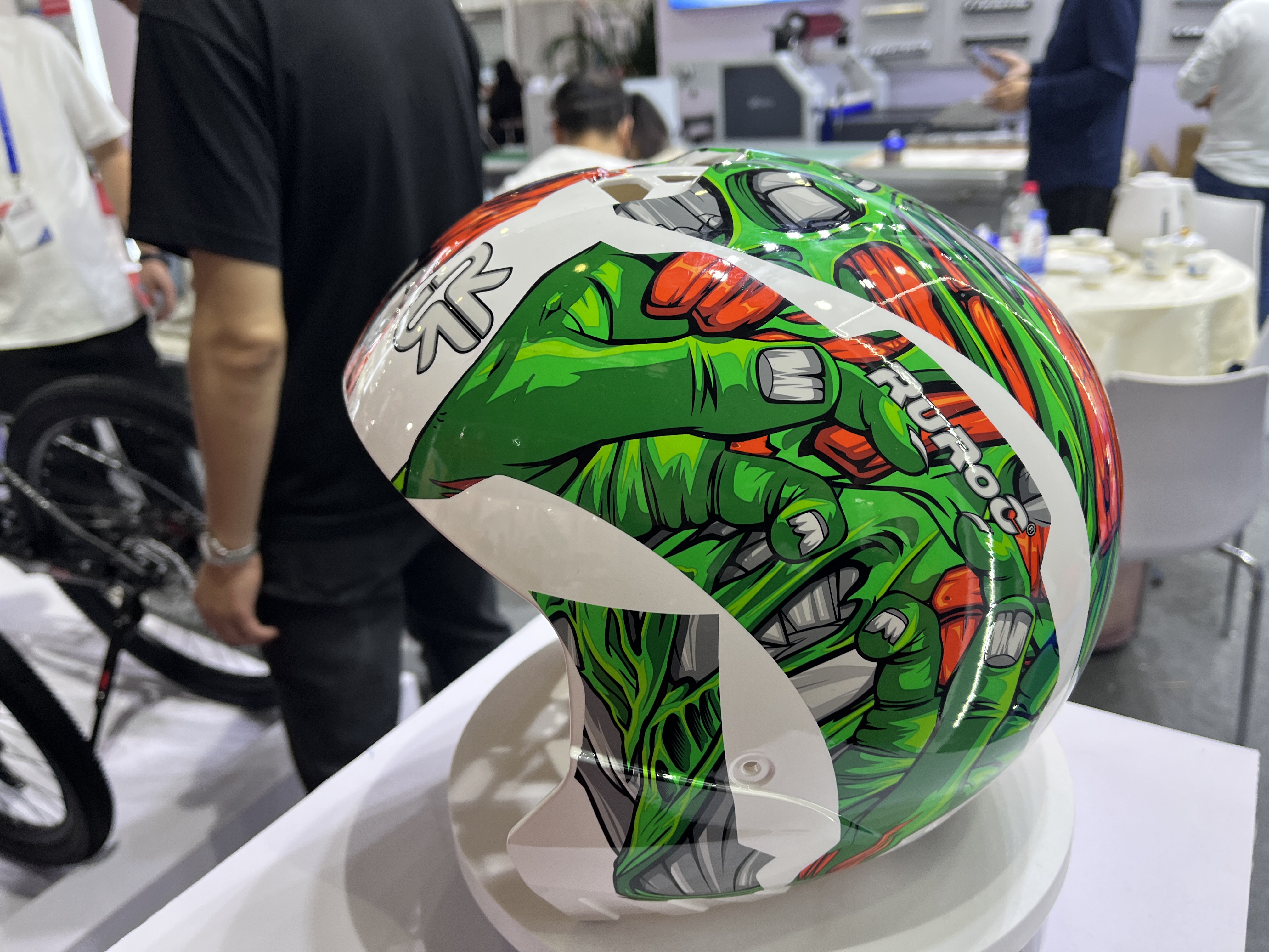 หมึกที่ใช้กับหมวกกันน็อค